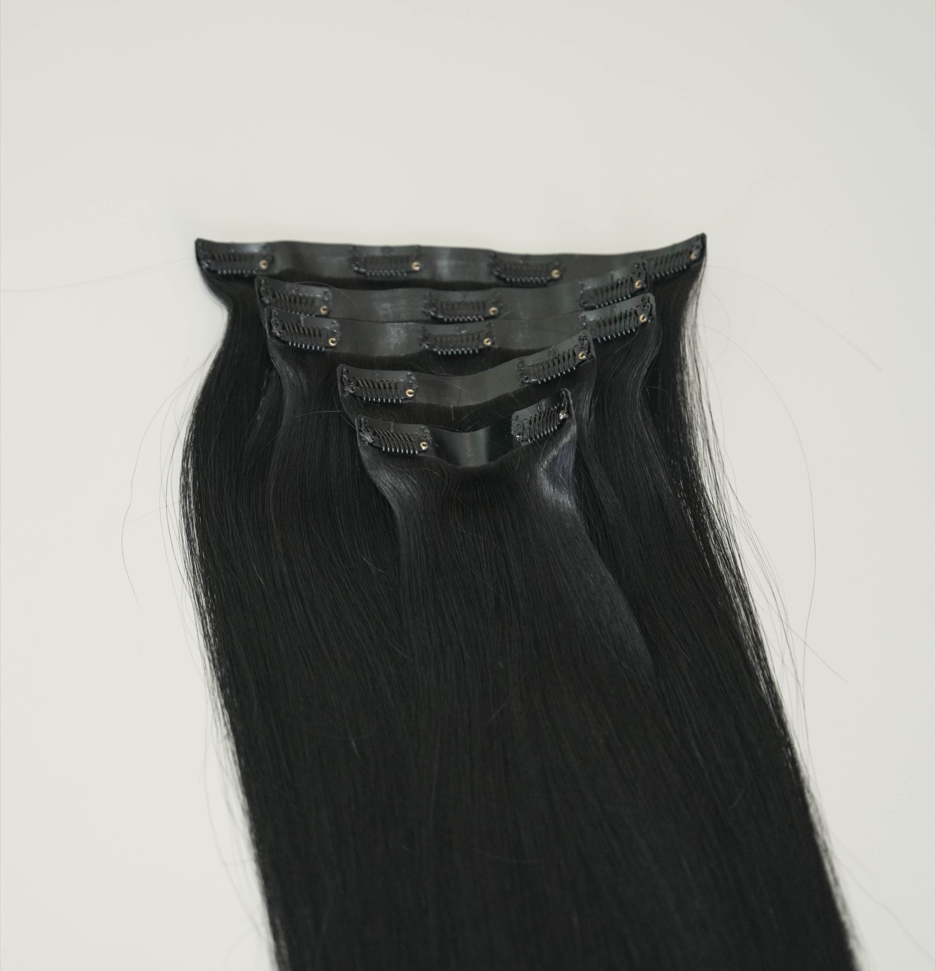 clipin Jet Black 1 18in