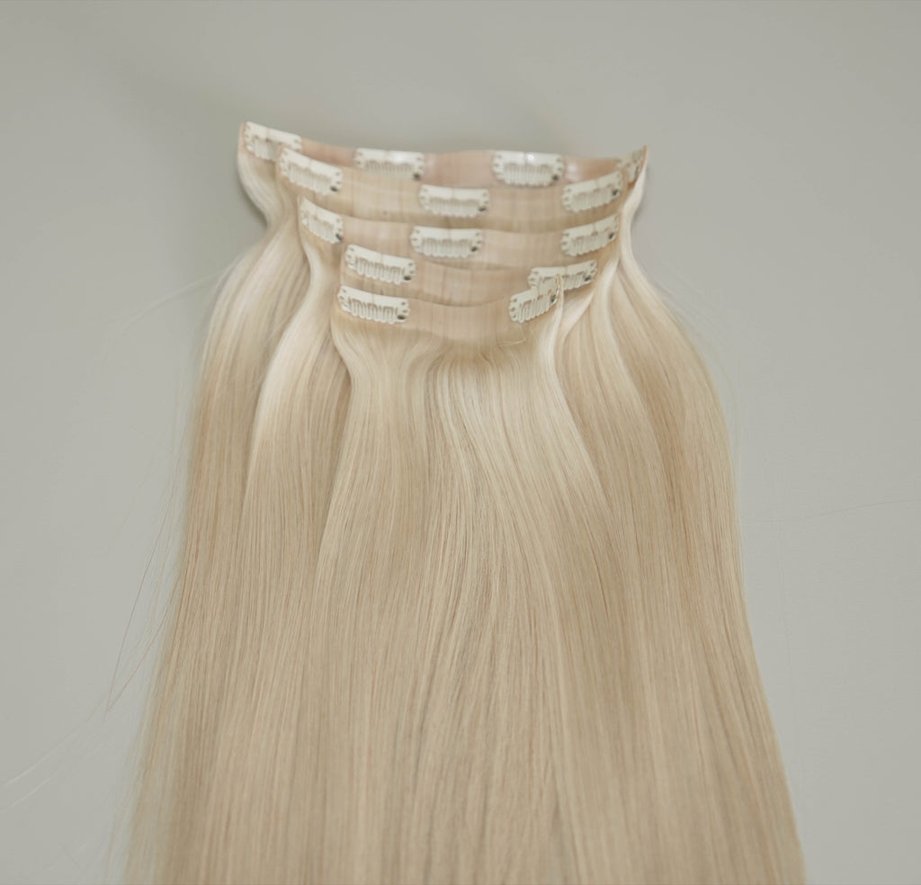 clipin Light Blonde 22 18in